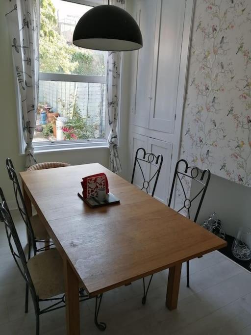Seaside 2 Bed Terraced House With Garden Villa Hastings Buitenkant foto