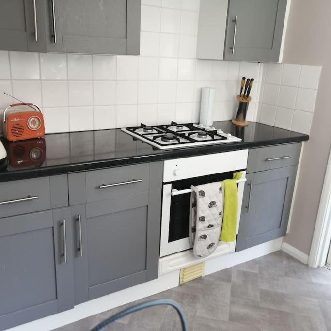 Seaside 2 Bed Terraced House With Garden Villa Hastings Buitenkant foto